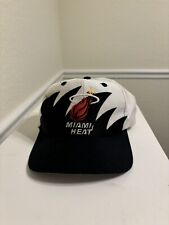 Chapéu Miami Heat Vintage Logotipo 7 Sharktooth Preto e Branco comprar usado  Enviando para Brazil