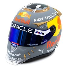 Capacete miniatura Sergio Pérez Fórmula 1 GP do Brasil 2022 1:2 comprar usado  Enviando para Brazil