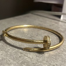 Bracelet clou carats. d'occasion  Digne-les-Bains