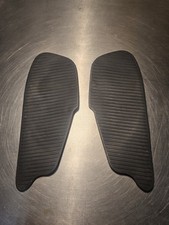 Tappetini poggiapiedi pedana usato  Suvereto