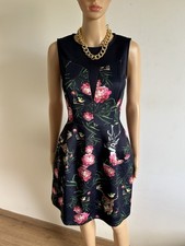 Robe noire imprimée d'occasion Robe noire imprimée d'occasion  Void-Vacon