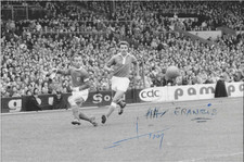 Football autographe ginès d'occasion Football autographe ginès d'occasion  Metz-