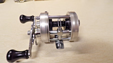 MOLINETE DE PESCA ABU GARCIA AMBASSADEUR - 2500-C - SUPER LIMPO E FUNCIONA MUITO BEM comprar usado MOLINETE DE PESCA ABU GARCIA AMBASSADEUR - 2500-C - SUPER LIMPO E FUNCIONA MUITO BEM comprar usado  Enviando para Brazil