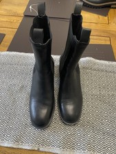 Black chelsea boots for sale  DARTFORD