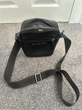 Tommy hilfiger messenger for sale  CRAWLEY