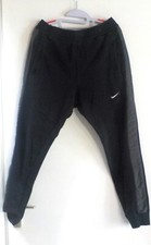 Pantalon jogging noir d'occasion  Bubry
