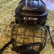 Eishockey helm gebraucht kaufen Eishockey helm gebraucht kaufen  Eschborn