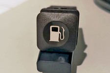 Pulsante apertura tappo usato Pulsante apertura tappo usato  Monteroni di Lecce