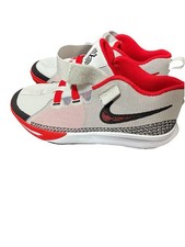 Tênis de basquete Nike Kyrie Irving Flytrap masculino tamanho 3Y, branco/vermelho/preto comprar usado Tênis de basquete Nike Kyrie Irving Flytrap masculino tamanho 3Y, branco/vermelho/preto comprar usado  Enviando para Brazil