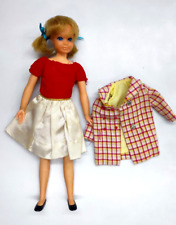 Barbie skipper pose usato  Ragusa