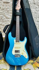 Chitarra schecter route usato  Crotone