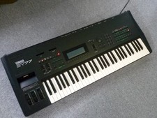 Yamaha sy77 synthesizer d'occasion  Expédié en Belgium