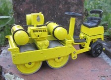 Nzg modelle bomag d'occasion  Dornecy