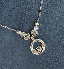 Irish claddagh necklace for sale  Newnan