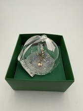 Ornamento de bola edição anual Swarovski 2024 designer Adi Stocker 5682735 (LEIA) comprar usado Ornamento de bola edição anual Swarovski 2024 designer Adi Stocker 5682735 (LEIA) comprar usado  Enviando para Brazil