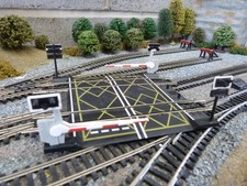 hornby double level crossing for sale hornby double level crossing for sale TADCASTER