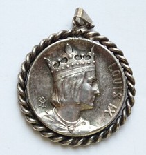 Pendentif louis louis d'occasion  Auxerre
