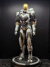 Hot toys starboost for sale  OLDHAM