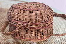 Lovely miniature wicker d'occasion  Expédié en Belgium