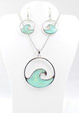 Resin jewelry necklace for sale  Honolulu