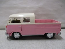 Kinsmart 1963 Volkswagen Bus picape cabine dupla 1/34 rosa comprar usado  Enviando para Brazil