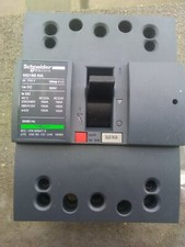 Disjoncteur ng160na poles d'occasion  Rouen-