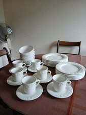 Dinner service beautiful for sale  LUTON
