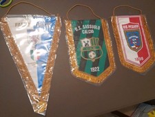 Stock gagliardetti calcio usato  Genova