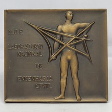 Art homme lnec d'occasion  Expédié en France
