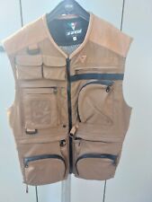 Used dainese vest d'occasion  Expédié en Belgium