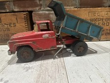 Usado, Caminhão basculante Tonka 1960 toque de ferrugem pátina perfeita envelhecida e jogada com estado comprar usado  Enviando para Brazil