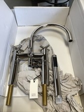 Misturador para banheira Dorn Bracht de dois furos sem suporte. Sem pernas. Chrome 25043892-080010 comprar usado  Enviando para Brazil
