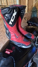 Mens motorcycle boots for sale  READING