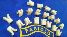 Tassello 10mm.cornici fiat usato  Aprilia