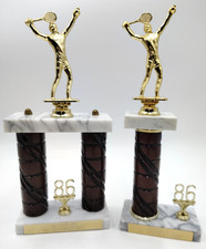 PAR Grande Troféus de Tênis Vintage Topper de Metal e Base de Mármore Itália 13,5" Troféu comprar usado PAR Grande Troféus de Tênis Vintage Topper de Metal e Base de Mármore Itália 13,5" Troféu comprar usado  Enviando para Brazil