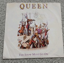 Queen show must for sale  BRIERLEY HILL