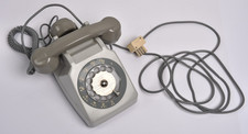 Ancien téléphone cadran d'occasion  Freneuse