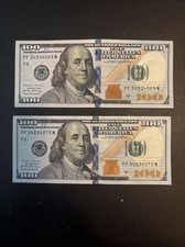 Duas notas sequenciais de cem (US$ 100) - Série 2017A (quase não circuladas) comprar usado  Enviando para Brazil