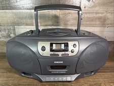 Samsung / RCD-750 / Leitor de CD, Leitor de Cassete-Gravador, Rádio AM/FM / Boombox comprar usado Samsung / RCD-750 / Leitor de CD, Leitor de Cassete-Gravador, Rádio AM/FM / Boombox comprar usado  Enviando para Brazil