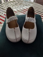 Used ladies 5.5 for sale  OLDHAM