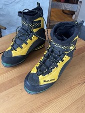 Sportiva nepal extreme for sale  PWLLHELI