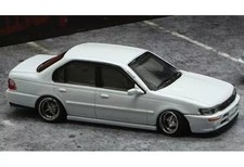 Mini carro Corolla 1996 Ae100 Rhd branco 64B0120 em escala 1/64 comprar usado Mini carro Corolla 1996 Ae100 Rhd branco 64B0120 em escala 1/64 comprar usado  Enviando para Brazil