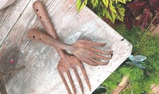4 garden rakes for sale  Braceville