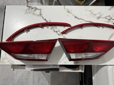 Usado, NOVAS LANTERNAS TRASEIRAS EXTERNAS 2017-2018 Hyundai Elantra AMBAS AS LÂMPADAS INCLUÍDAS Veja Fotos comprar usado  Enviando para Brazil