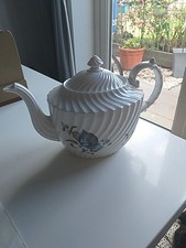 Teapot swirled design for sale Teapot swirled design for sale  STRATFORD-UPON-AVON