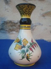 V69 petit vase d'occasion V69 petit vase d'occasion  France