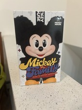 Disney Mickey Family Cute Together Caixa Cega Margarida PopMart Novo PopNow Pelúcia EUA comprar usado Disney Mickey Family Cute Together Caixa Cega Margarida PopMart Novo PopNow Pelúcia EUA comprar usado  Enviando para Brazil