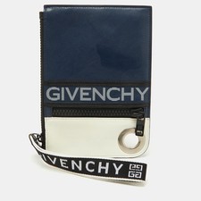 Givenchy blue white d'occasion  Expédié en Belgium