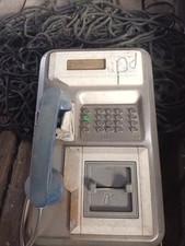 Ancien téléphone cabine d'occasion  Attigny