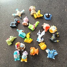 Lotto pokemon figure usato  Fiumicino